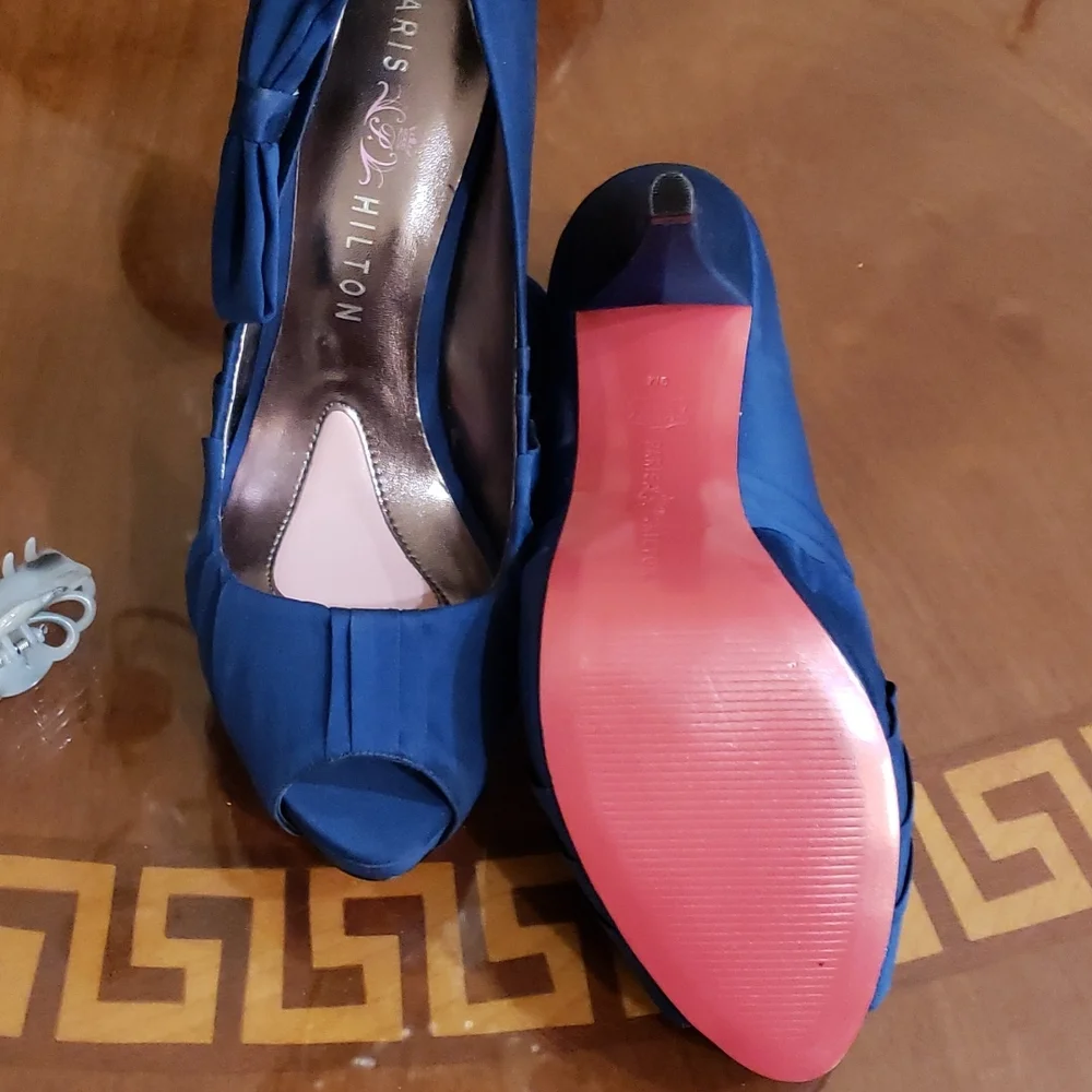 Beautiful royal blue shoes brand new never used - Picture 7 of 8